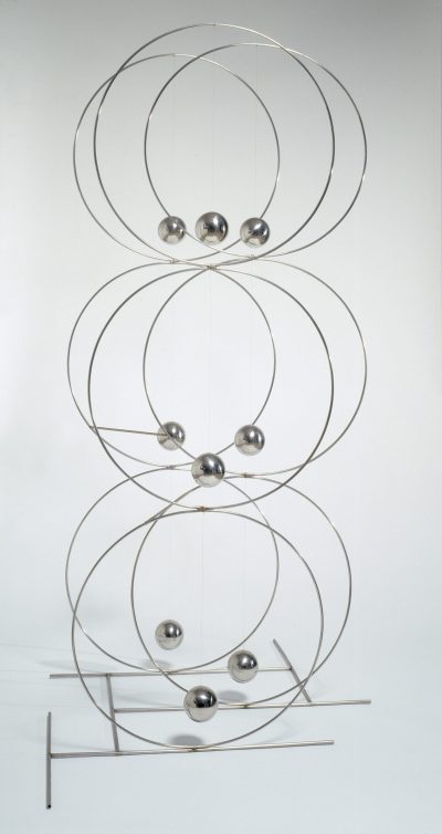 Scultura G (Nove cerchi) / Sculpture G (Nine Circles)